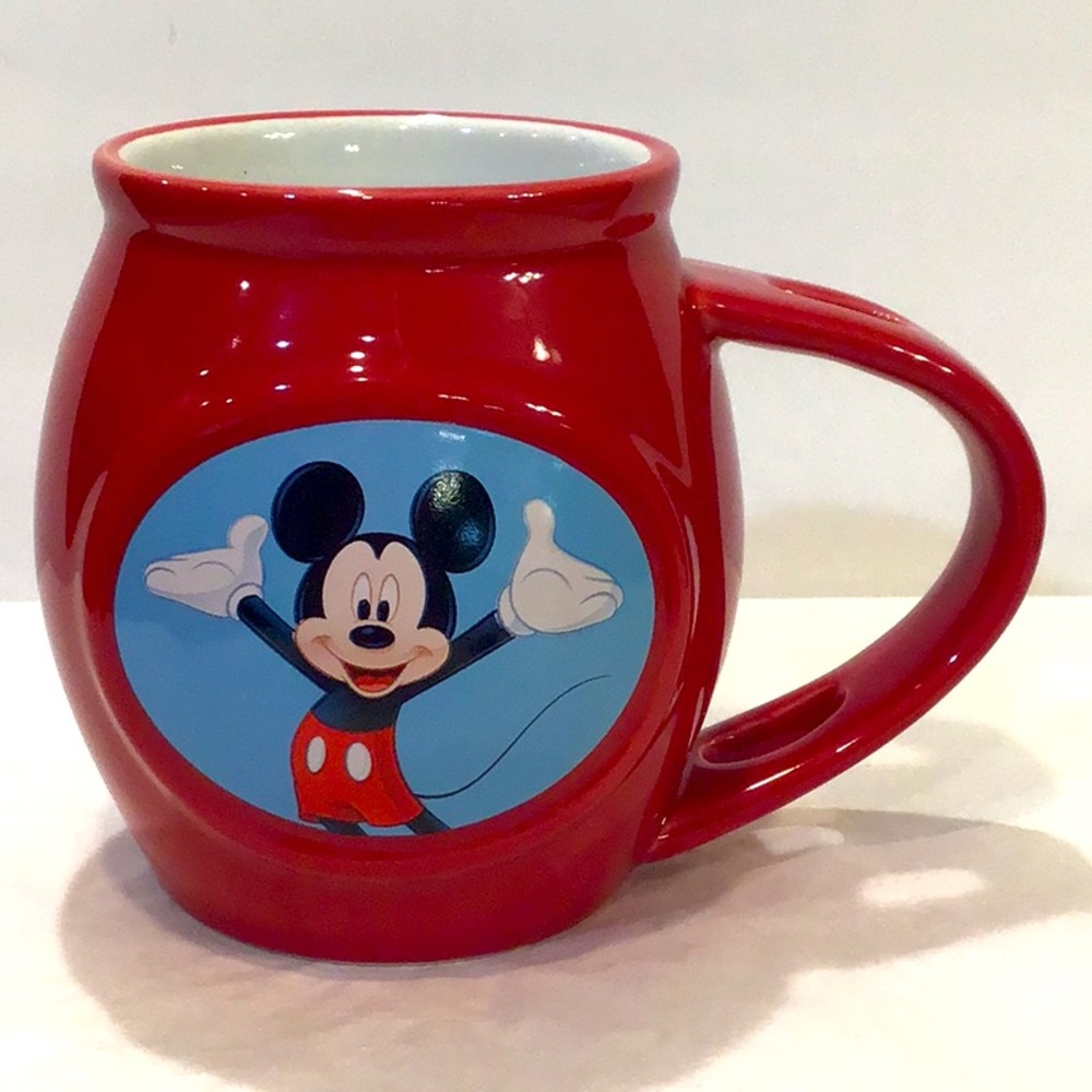 Mickey Mouse mug EUC